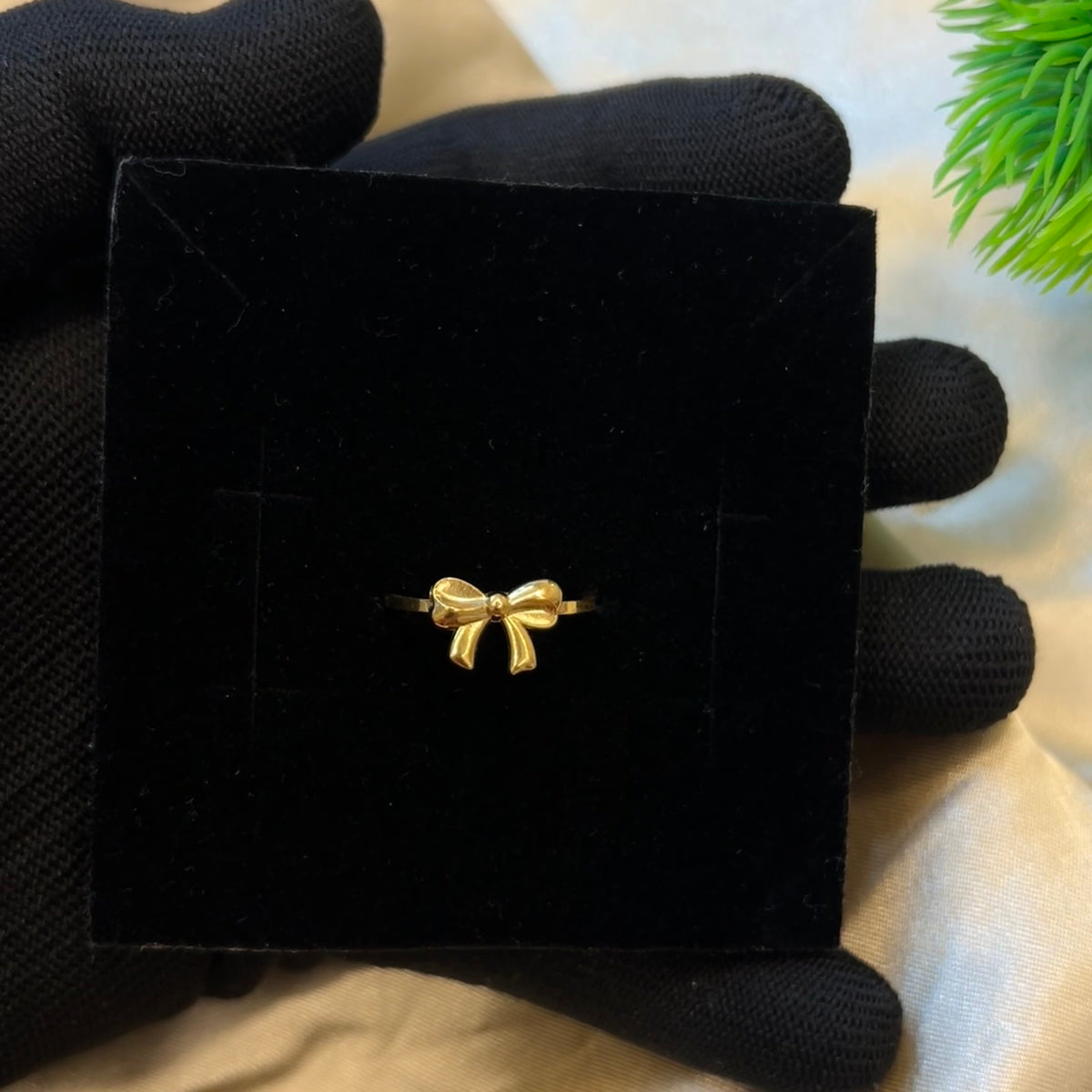 Bow Charm