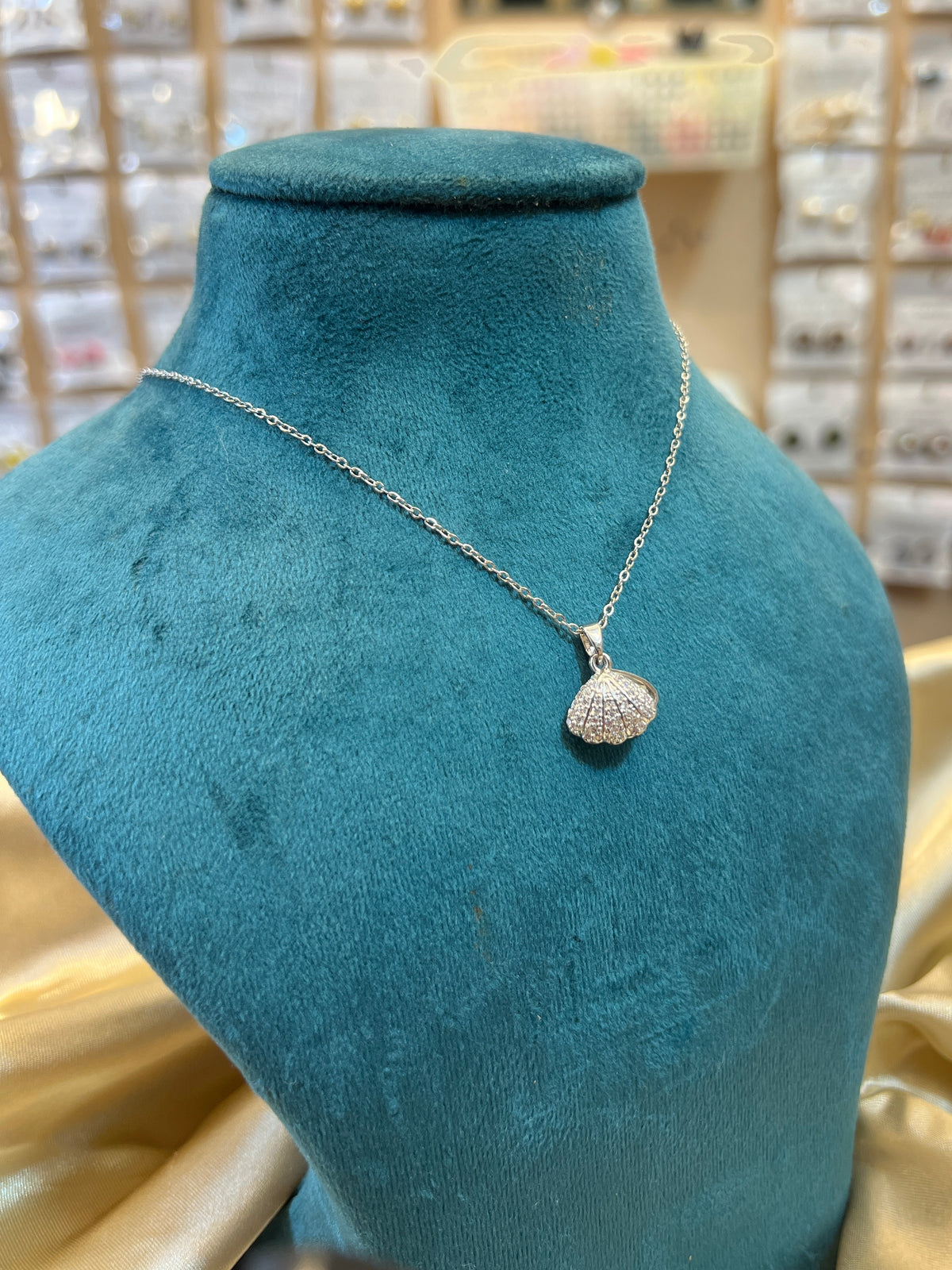 Shell & Pearl